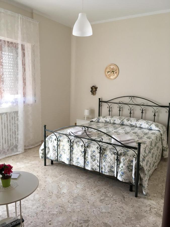 B&B Al Campanile Taranto Dış mekan fotoğraf