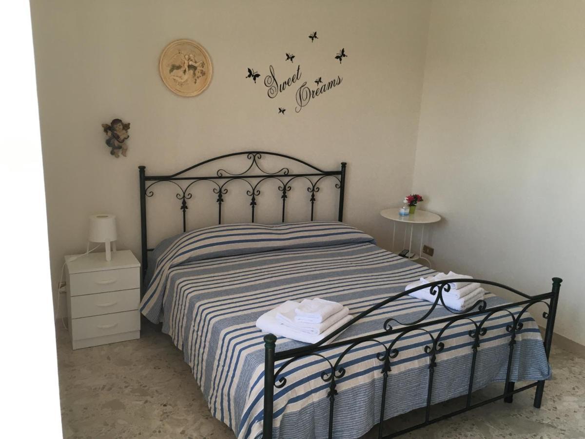 B&B Al Campanile Taranto Dış mekan fotoğraf